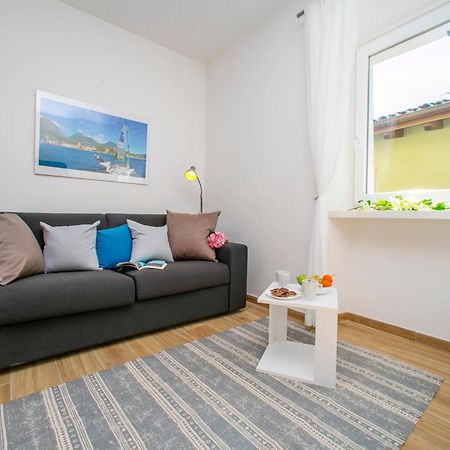 Nido Sui Tetti Di Riva Del Garda - Happy Rentals Exterior foto