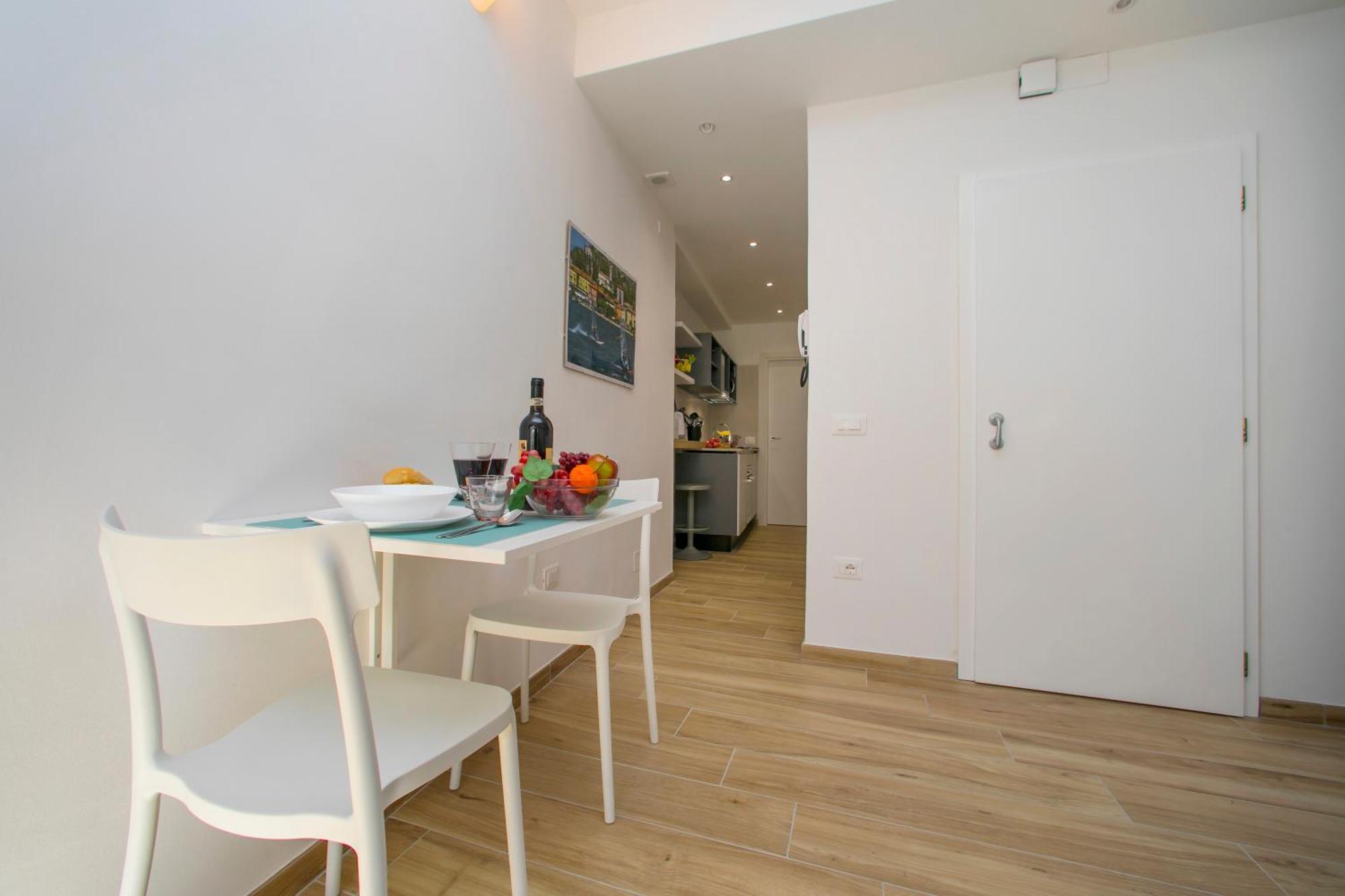 Nido Sui Tetti Di Riva Del Garda - Happy Rentals Exterior foto