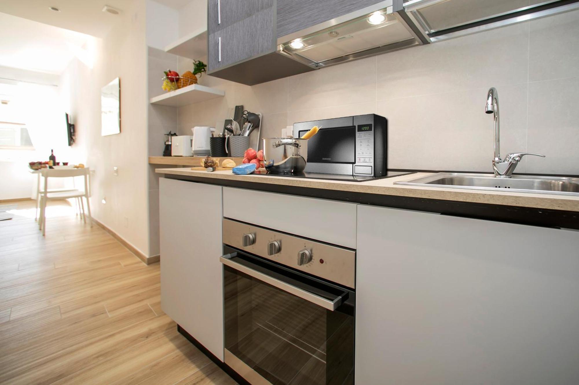 Nido Sui Tetti Di Riva Del Garda - Happy Rentals Exterior foto